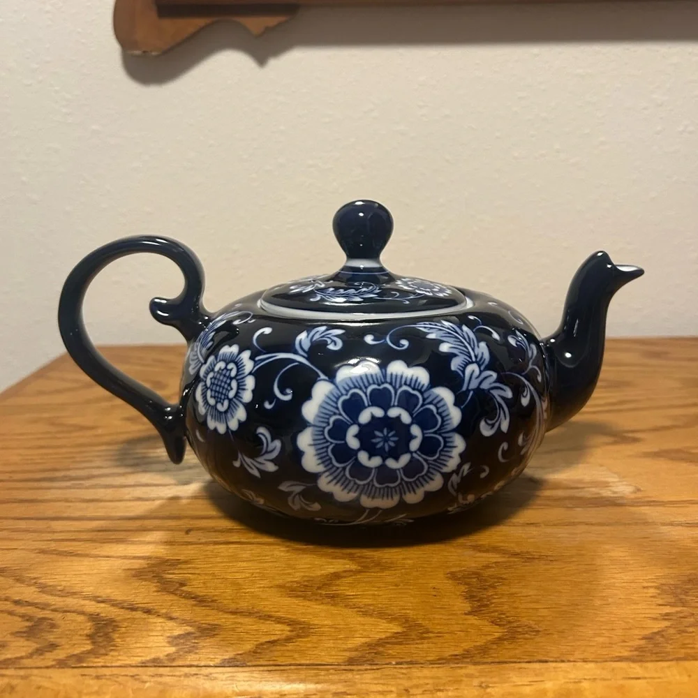 Pier 1 Navy and White Floral China Mandarin Teapot